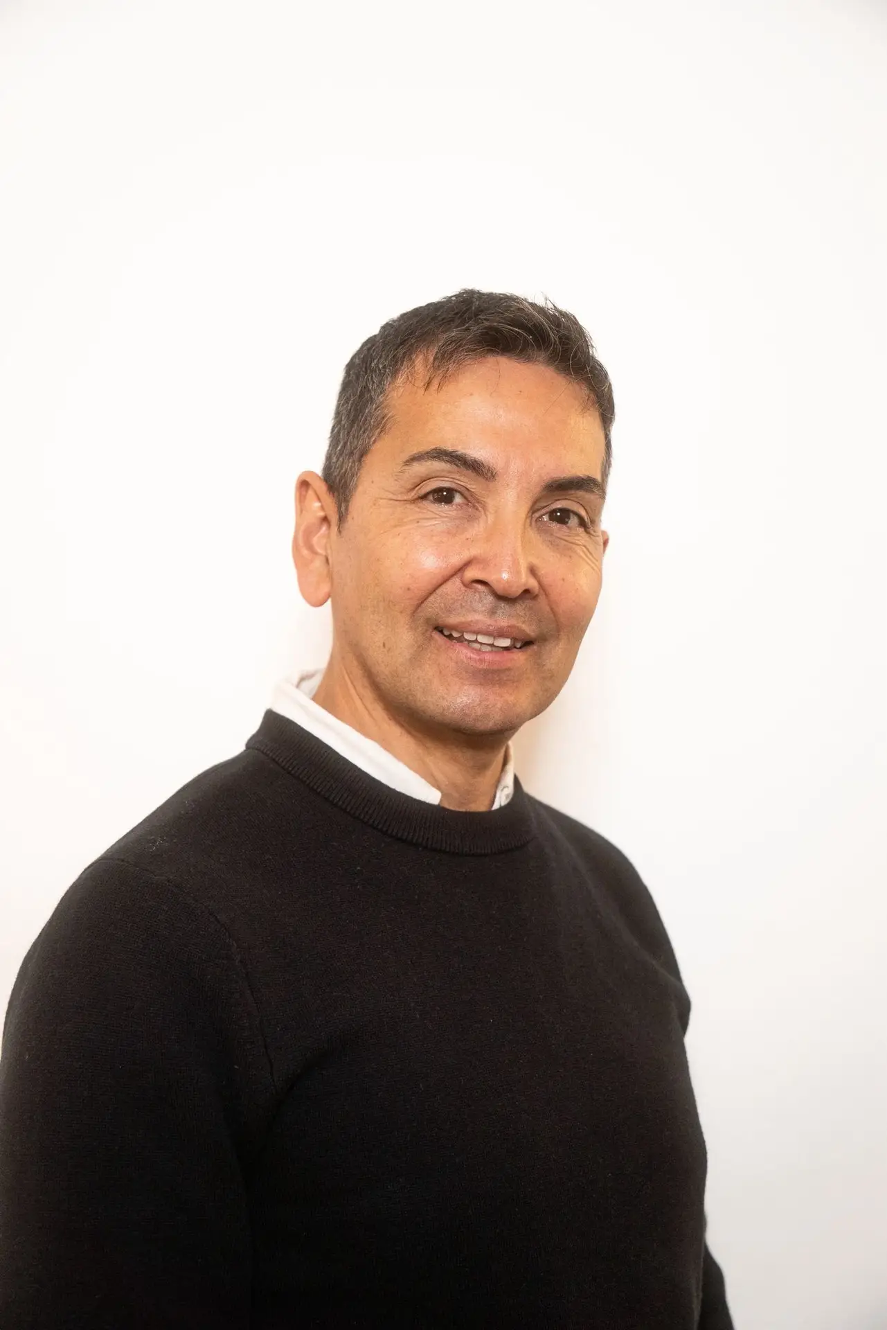 Portrett av Carlos Larrain, økonomiansvarlig i ANBU